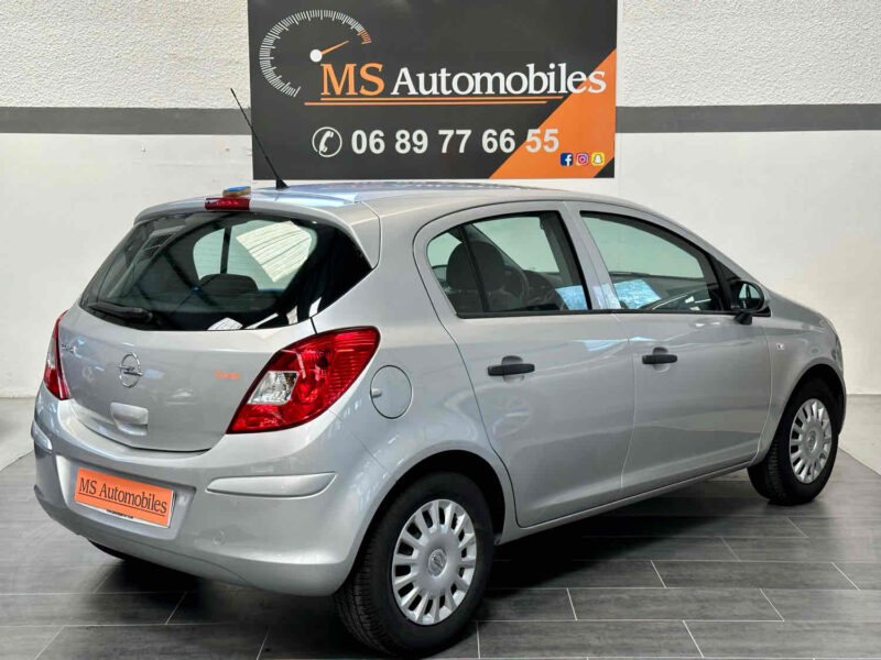 OPEL CORSA D 2010