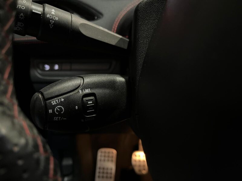 PEUGEOT 208 GTI 1.6 THP 200cv BVM6 // RADAR-AR/GPS/BLUETOOTH