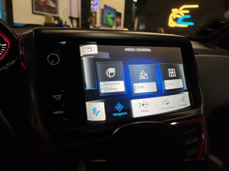 PEUGEOT 208 GTI 1.6 THP 200cv BVM6 // RADAR-AR/GPS/BLUETOOTH