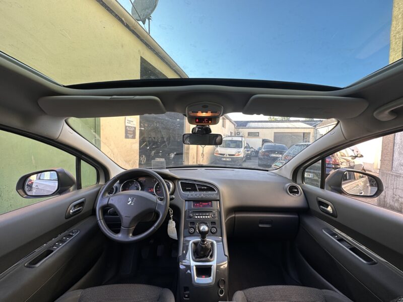 PEUGEOT 5008 1.6 HDI 112 7 PLACES PAYEZ EN 4 