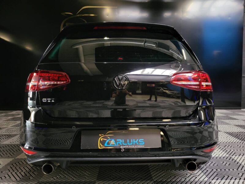 VOLKSWAGEN GOLF 7 2.0 GTI 220 cv Bvm 6