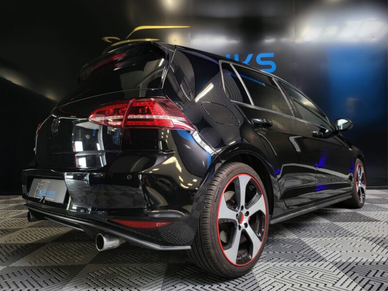 VOLKSWAGEN GOLF 7 2.0 GTI 220 cv Bvm 6