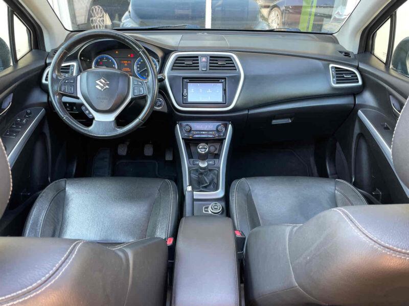 SUZUKI SX4 S-CROSS 2013