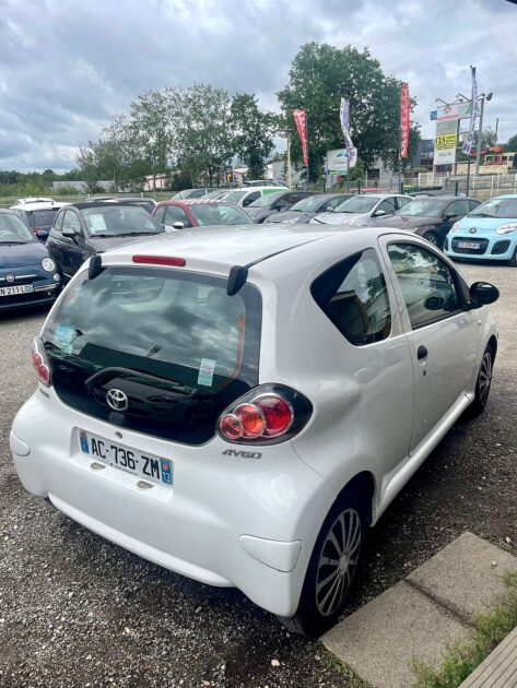 TOYOTA AYGO 2009