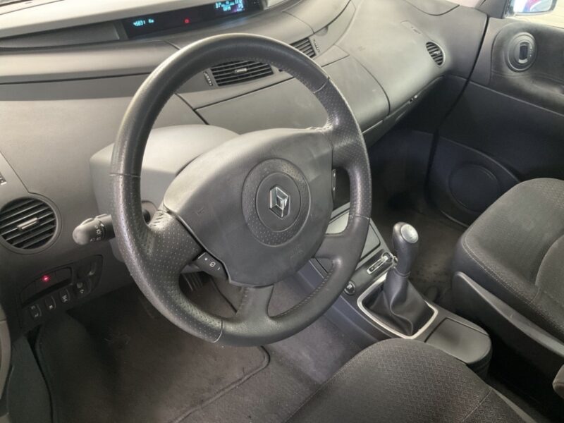 RENAULT GRAND ESPACE 4 IV PHASE 2 2.0 DCI 150 Cv BOITE AUTO / 45 800 Kms REELS 7 PLACES Garantie1an