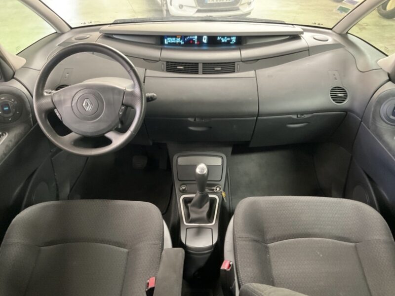 RENAULT GRAND ESPACE 4 IV PHASE 2 2.0 DCI 150 Cv BOITE AUTO / 45 800 Kms REELS 7 PLACES Garantie1an
