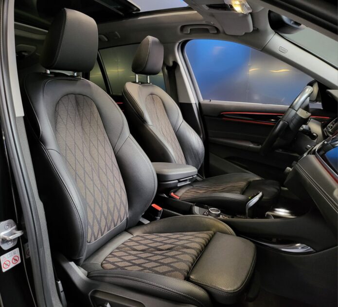 BMW X1 sDrive 18i 140CH XLINE / TO + CAMERA + FULL LED + SIEGE ELEC A MEMOIRE ET CHAUFFANT