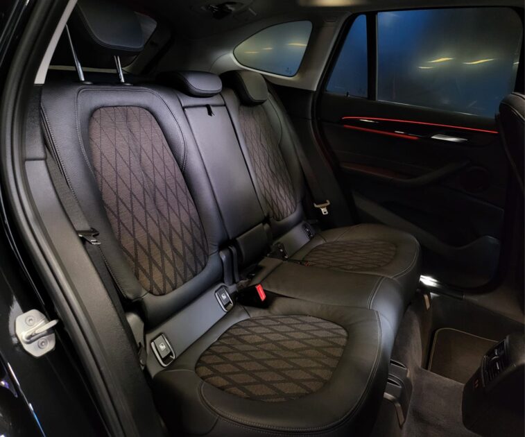 BMW X1 sDrive 18i 140CH XLINE / TO + CAMERA + FULL LED + SIEGE ELEC A MEMOIRE ET CHAUFFANT