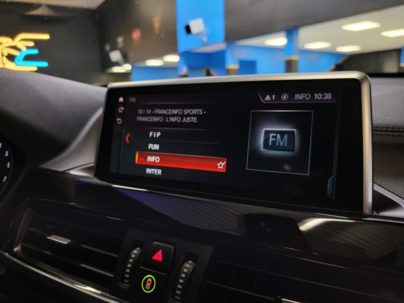 BMW X1 sDrive 18i 140CH XLINE / TO + CAMERA + FULL LED + SIEGE ELEC A MEMOIRE ET CHAUFFANT