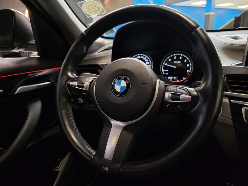 BMW X1 sDrive 18i 140CH XLINE / TO + CAMERA + FULL LED + SIEGE ELEC A MEMOIRE ET CHAUFFANT