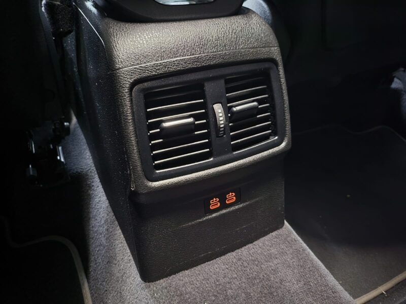 BMW X1 sDrive 18i 140CH XLINE / TO + CAMERA + FULL LED + SIEGE ELEC A MEMOIRE ET CHAUFFANT