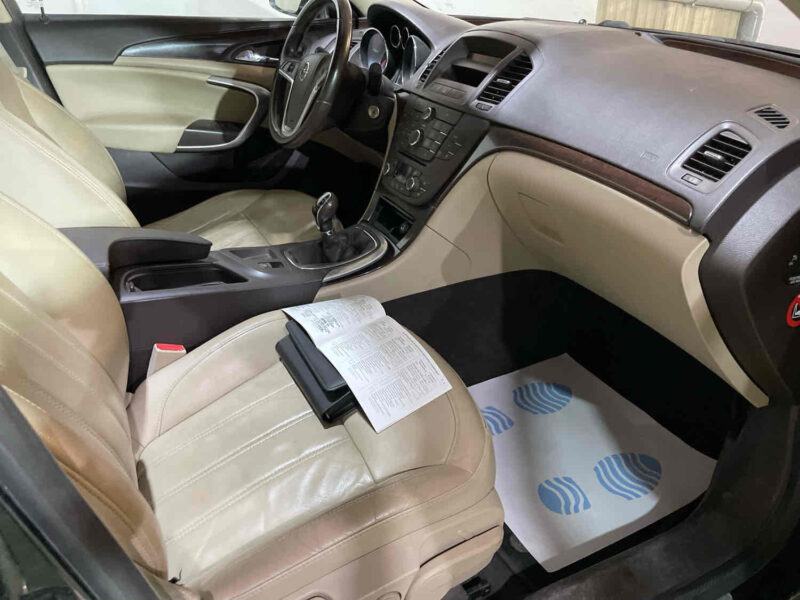 OPEL INSIGNIA A 2009