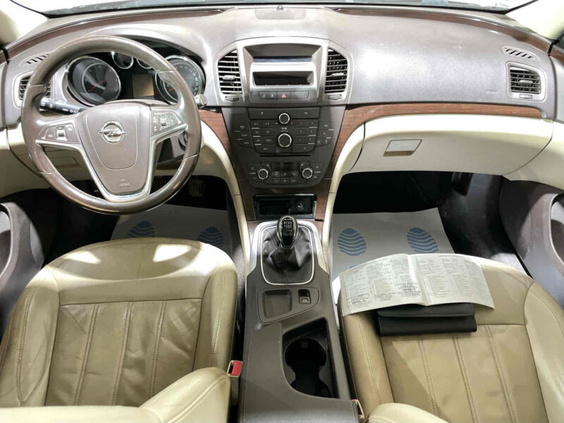 OPEL INSIGNIA A 2009