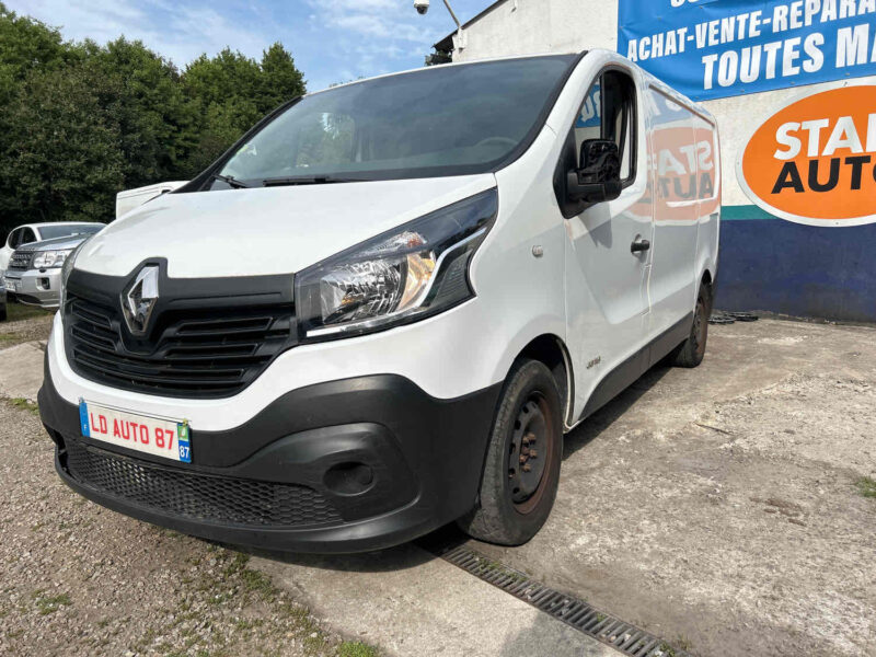 RENAULT TRAFIC 2016
