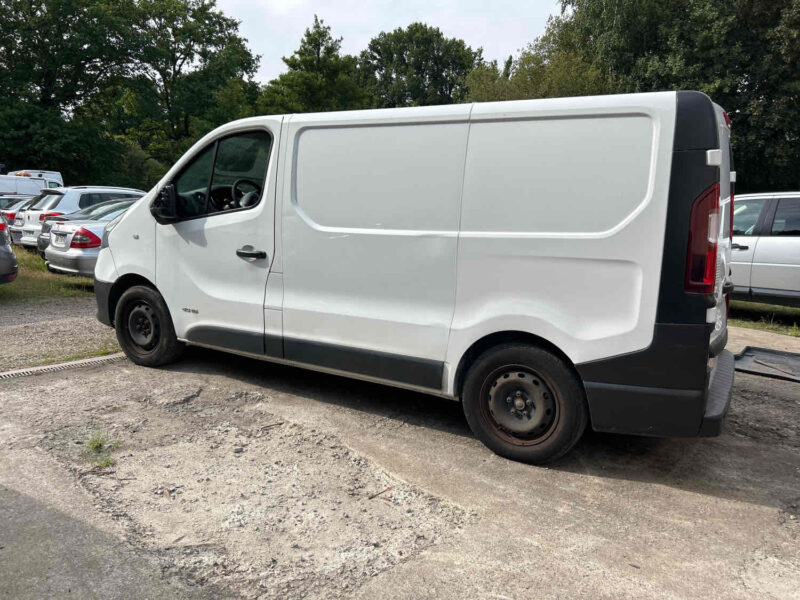 RENAULT TRAFIC 2016
