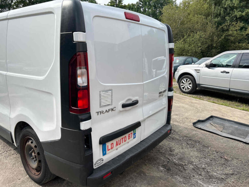RENAULT TRAFIC 2016