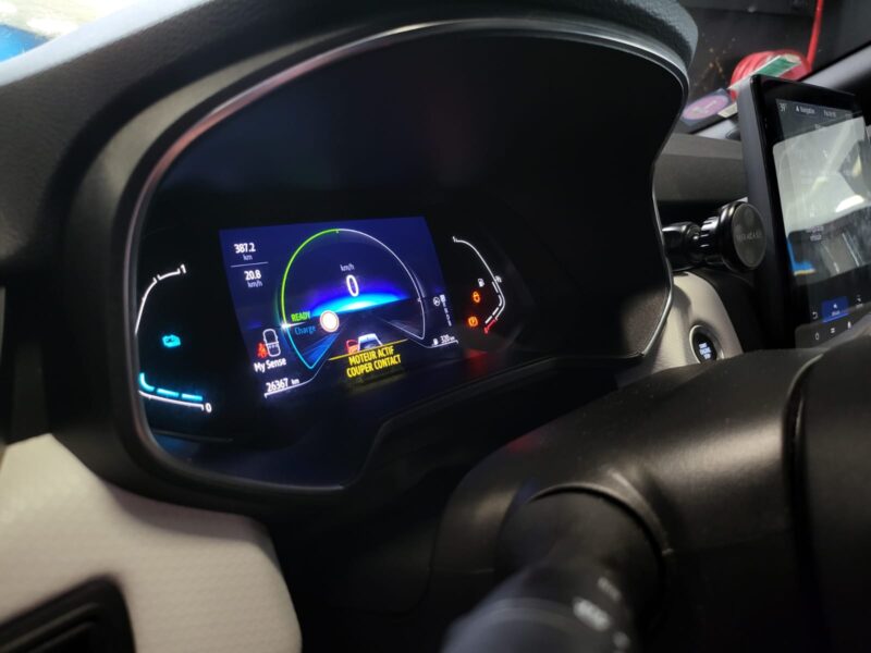 RENAULT CLIO 5 V 1.6 E-TECH 140cv INTENS SUIVI RENAULT CARPLAY / CAM 360