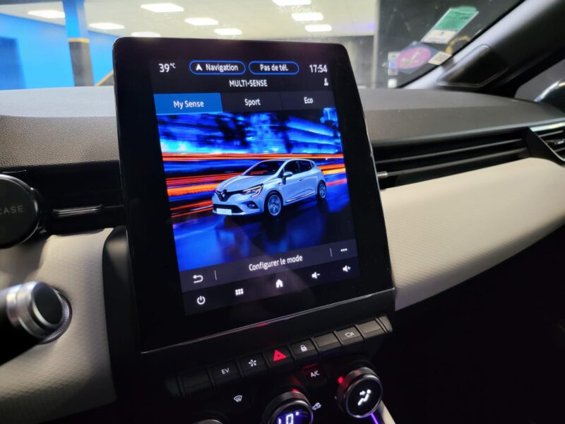 RENAULT CLIO 5 V 1.6 E-TECH 140cv INTENS SUIVI RENAULT CARPLAY / CAM 360