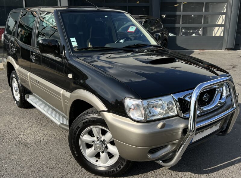 NISSAN TERRANO II LONG 2.7 TDI 125 Cv 1ERE MAIN 4x4 7 PLACES LUXE / EXCELLENT ETAT - Garantie1an