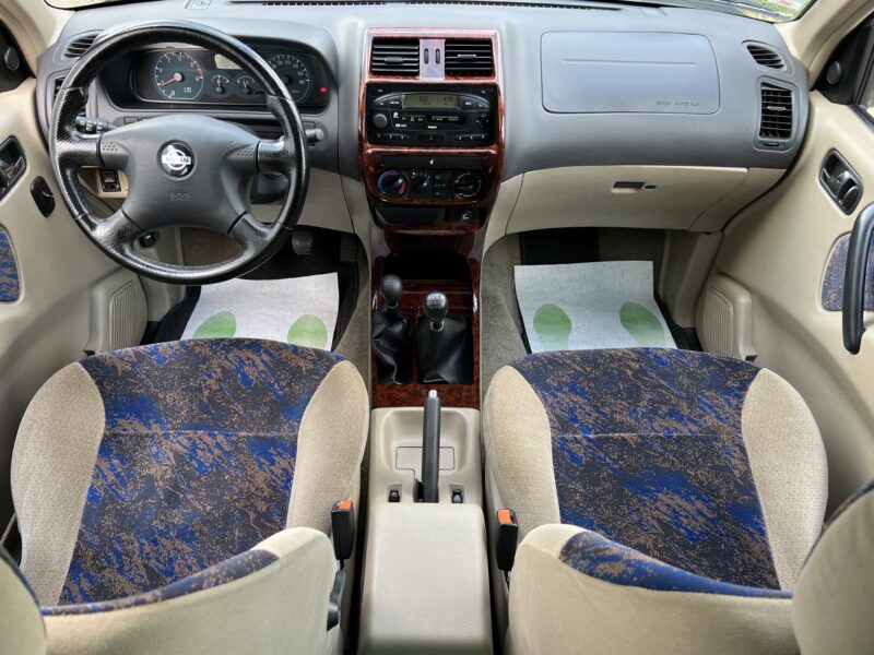 NISSAN TERRANO II LONG 2.7 TDI 125 Cv 1ERE MAIN 4x4 7 PLACES LUXE / EXCELLENT ETAT - Garantie1an