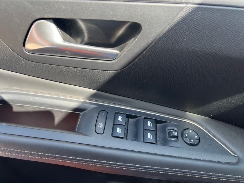 PEUGEOTa 3008 SUV  thp 1199cm3 131cv