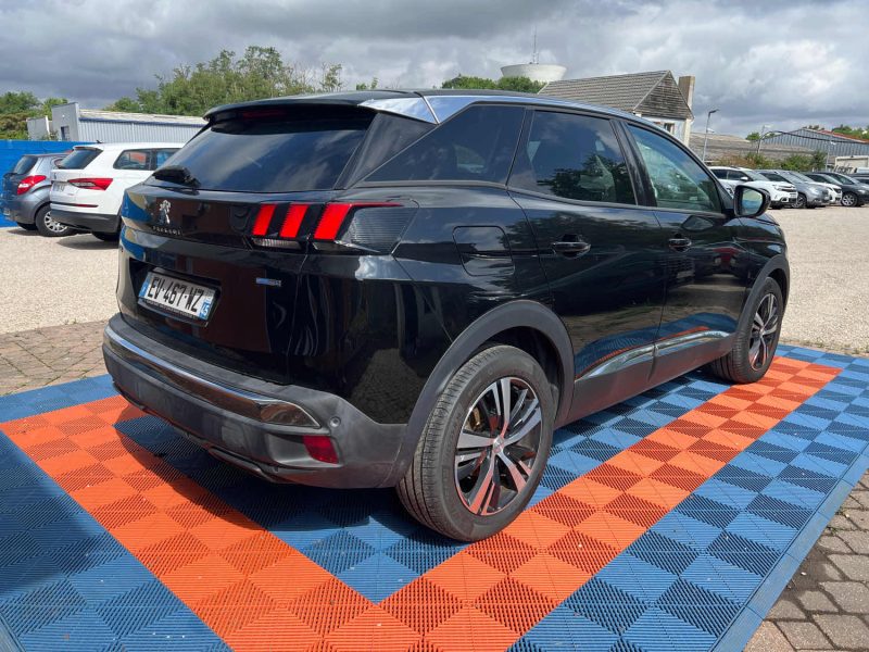 PEUGEOTa 3008 SUV  thp 1199cm3 131cv