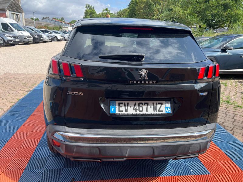 PEUGEOTa 3008 SUV  thp 1199cm3 131cv