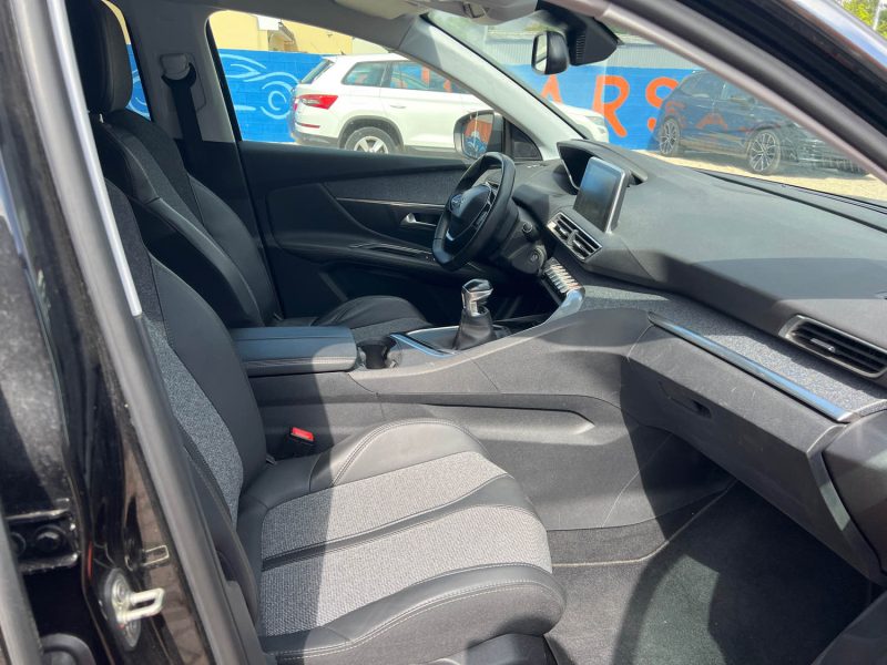 PEUGEOTa 3008 SUV  thp 1199cm3 131cv