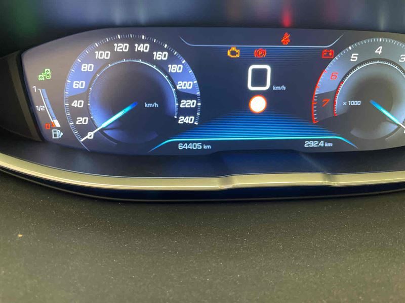 PEUGEOTa 3008 SUV  thp 1199cm3 131cv