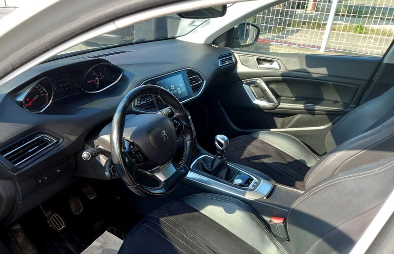 PEUGEOT 308 FELINE 1.2l Puretech 130cv  