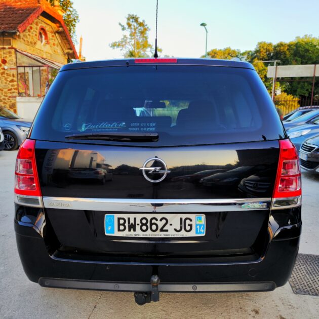 OPEL ZAFIRA 2011