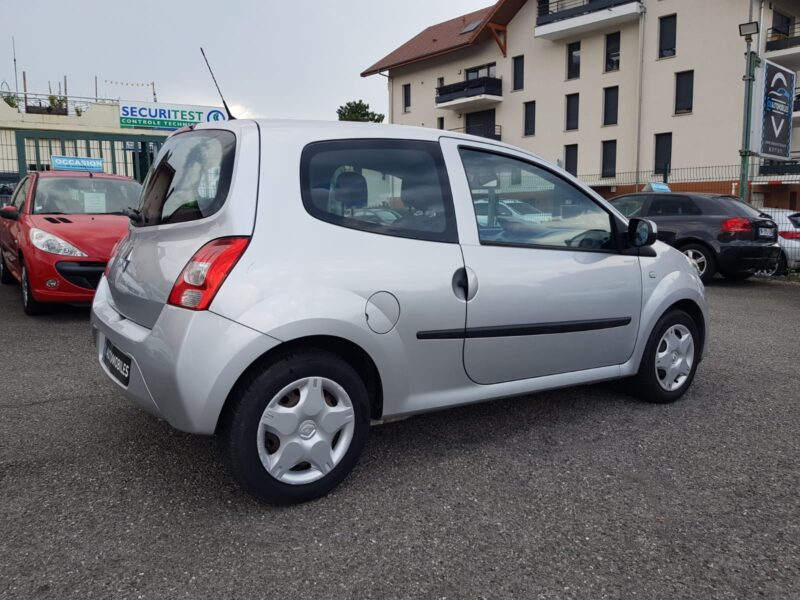 RENAULT TWINGO II 1.2i 75CV DYNAMIQUE