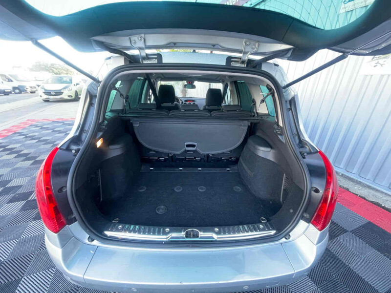 PEUGEOT 308 SW I 2012