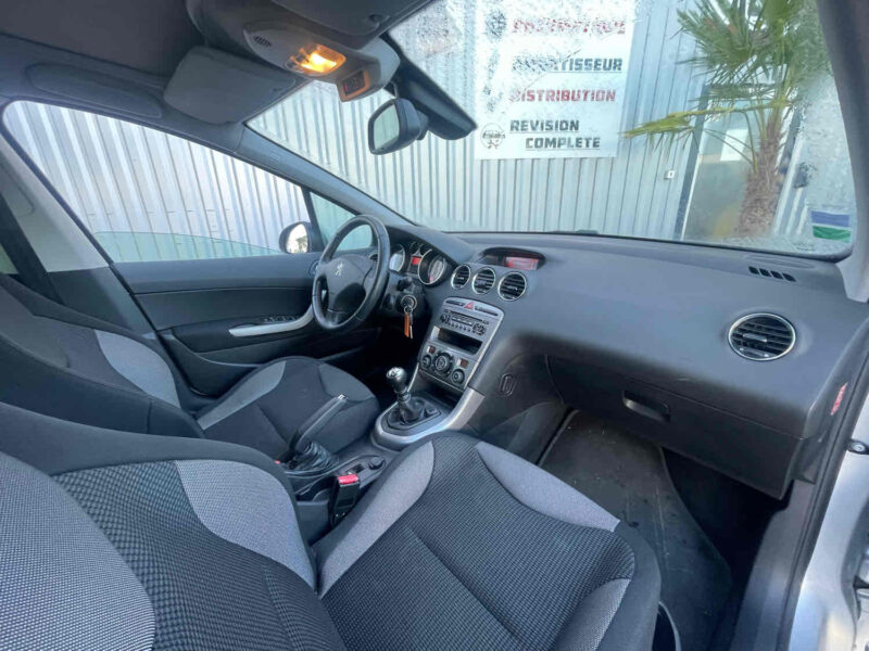 PEUGEOT 308 SW I 2012