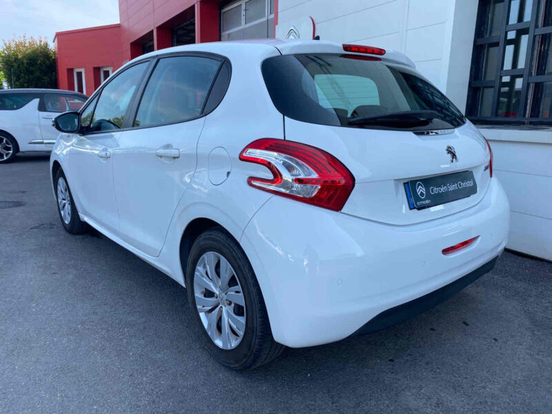 PEUGEOT 208 I 1.2 VTI 82 Urban Soul