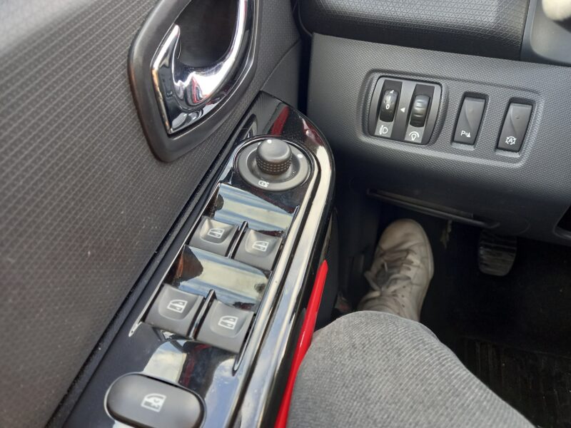 RENAULT CLIO IV Grandtour 2014