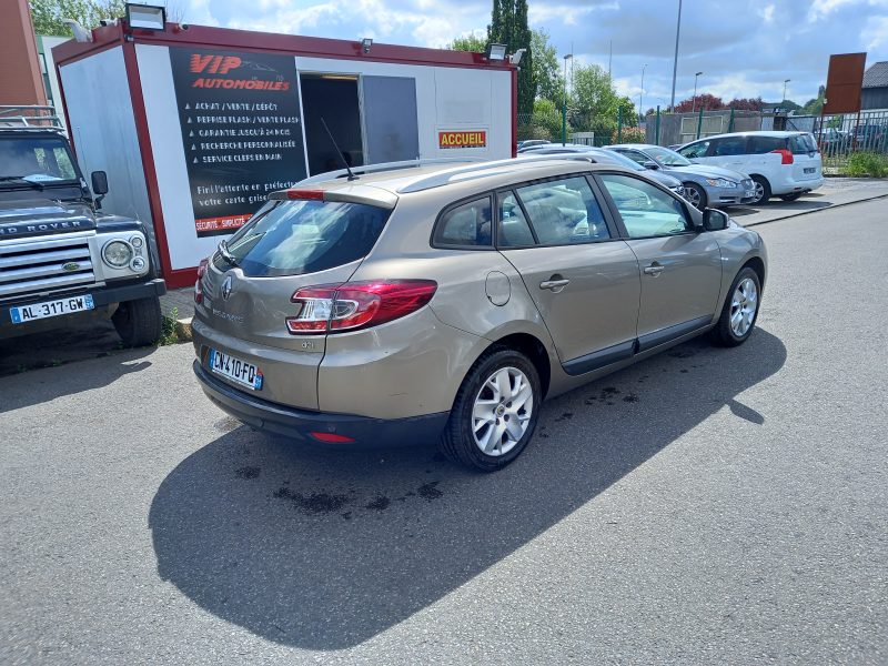 RENAULT MEGANE III Grandtour 2012