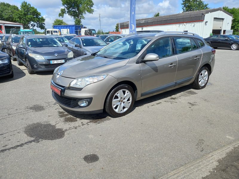RENAULT MEGANE III Grandtour 2012