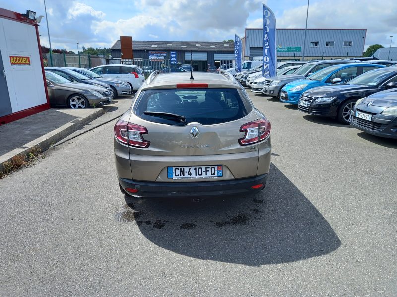 RENAULT MEGANE III Grandtour 2012