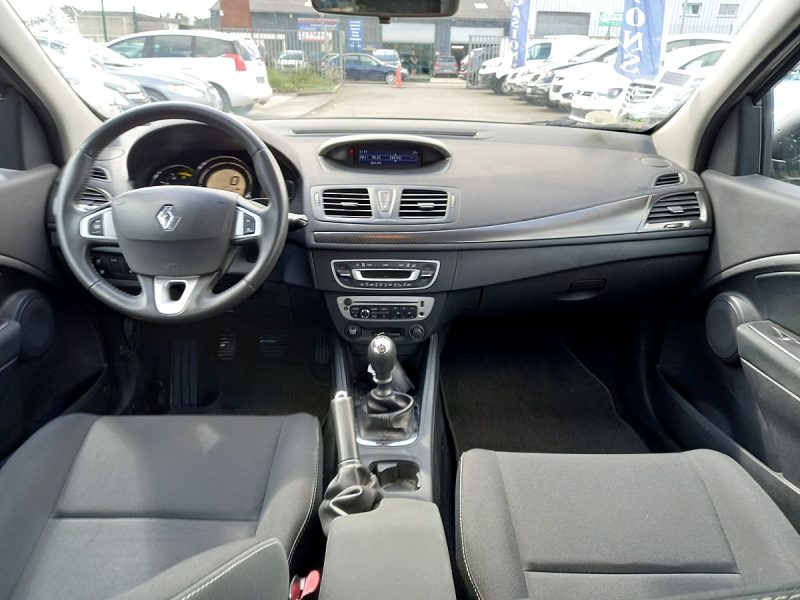 RENAULT MEGANE III Grandtour 2012