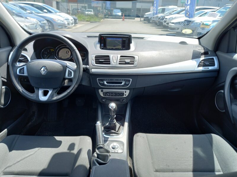 RENAULT MEGANE III Grandtour 2012