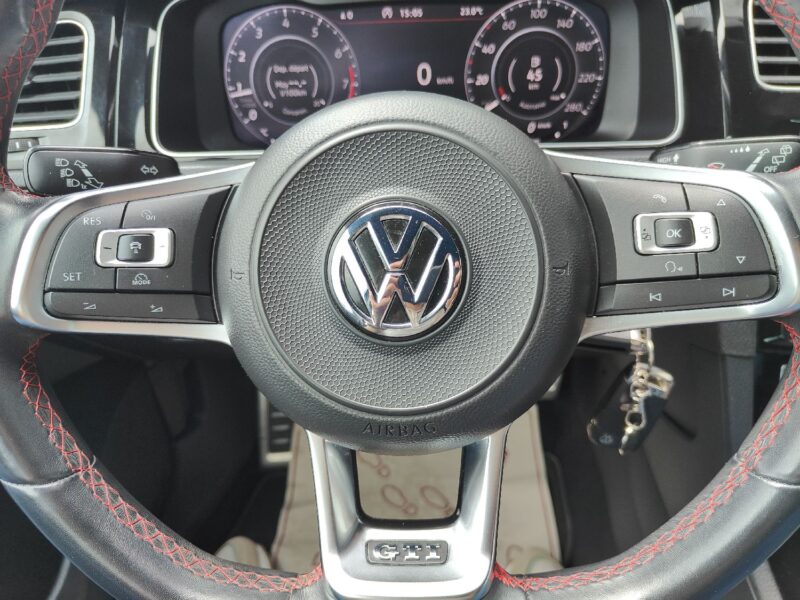VOLKSWAGEN GOLF VII 2.0 GTI BVM 245cv PERFORMANCE // PAS DE MALUS