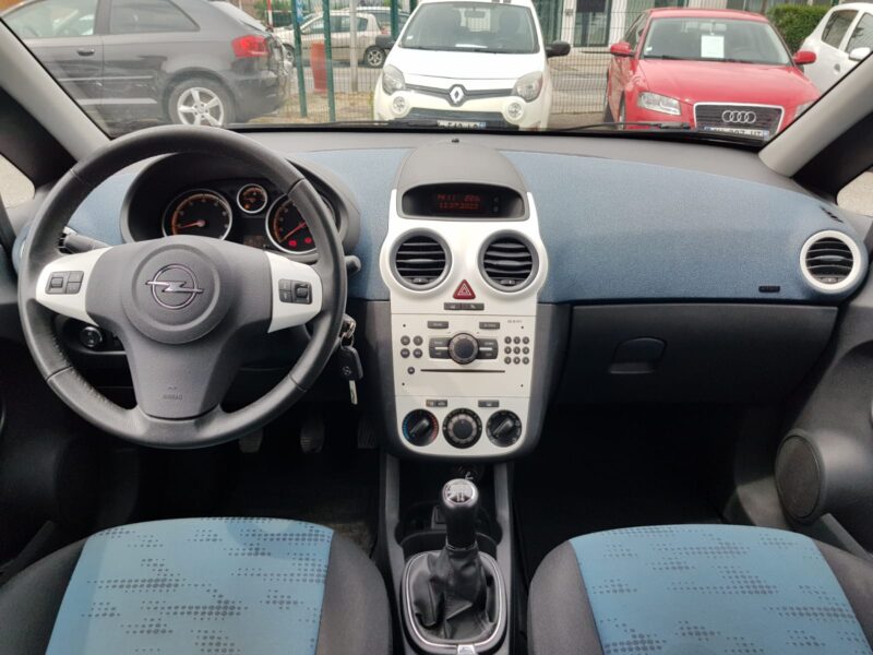 OPEL CORSA IV 1.4i TWINPORT 87CV EDITION 3P