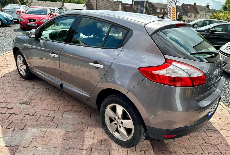 RENAULT MEGANE III 3/5 portes 2012