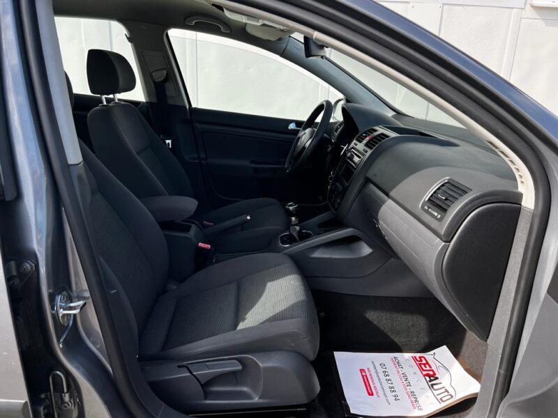 VOLKSWAGEN GOLF V 2005