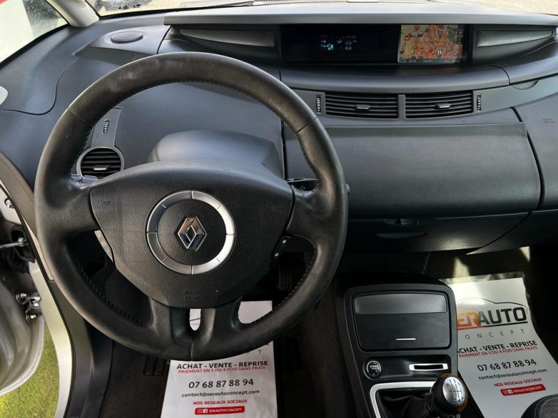 RENAULT ESPACE IV 2009