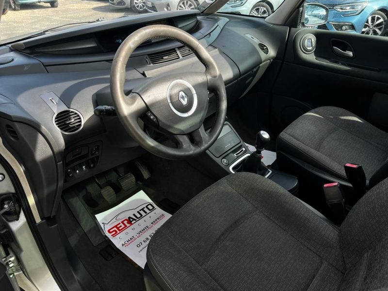 RENAULT ESPACE IV 2009