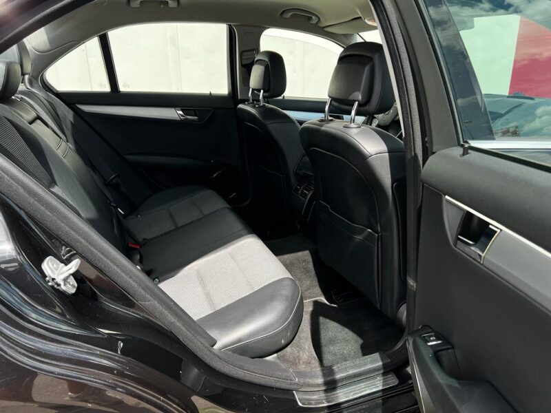 MERCEDES CLASSE C 2010