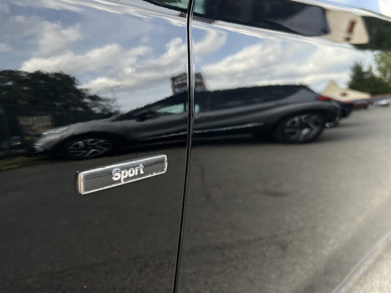 BMW SERIE 1 F20 SPORT 116i 1.6 136 Cv INTERIEUR CUIR ROUGE / 5 PORTES CRIT AIR 1 - Garantie