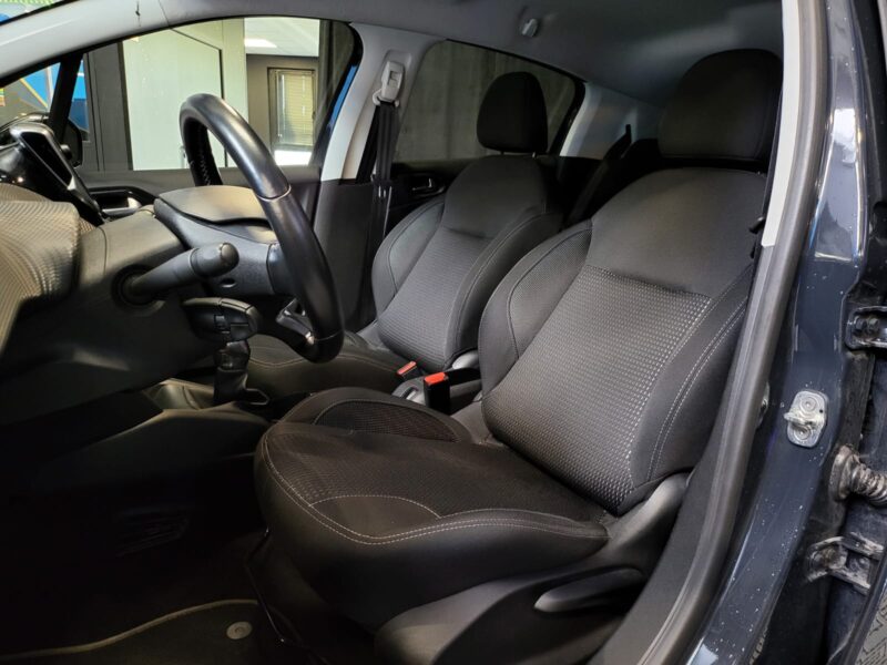 PEUGEOT 208 1.2 THP 110CH ALLURE / GPS + CARPLAY